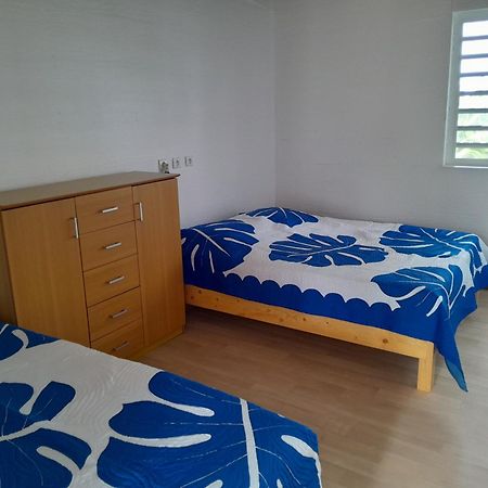 Mara'Ai Le Spot Tubuai Chambre Triple Taahueia Deluxe Sdb Privee Avec Piscine Mataura Eksteriør bilde